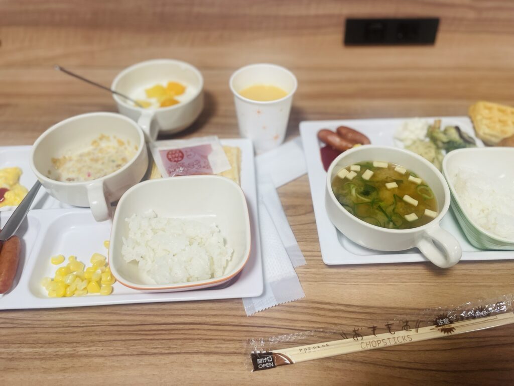ホテルの朝食バイキングの料理